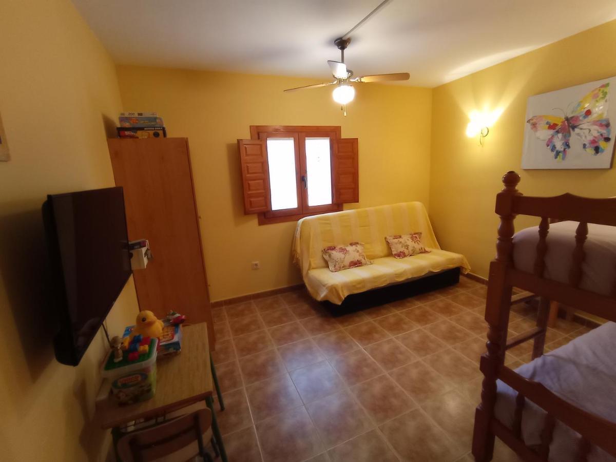 Casa Camille.Villares Elche De La Sierra Bagian luar foto